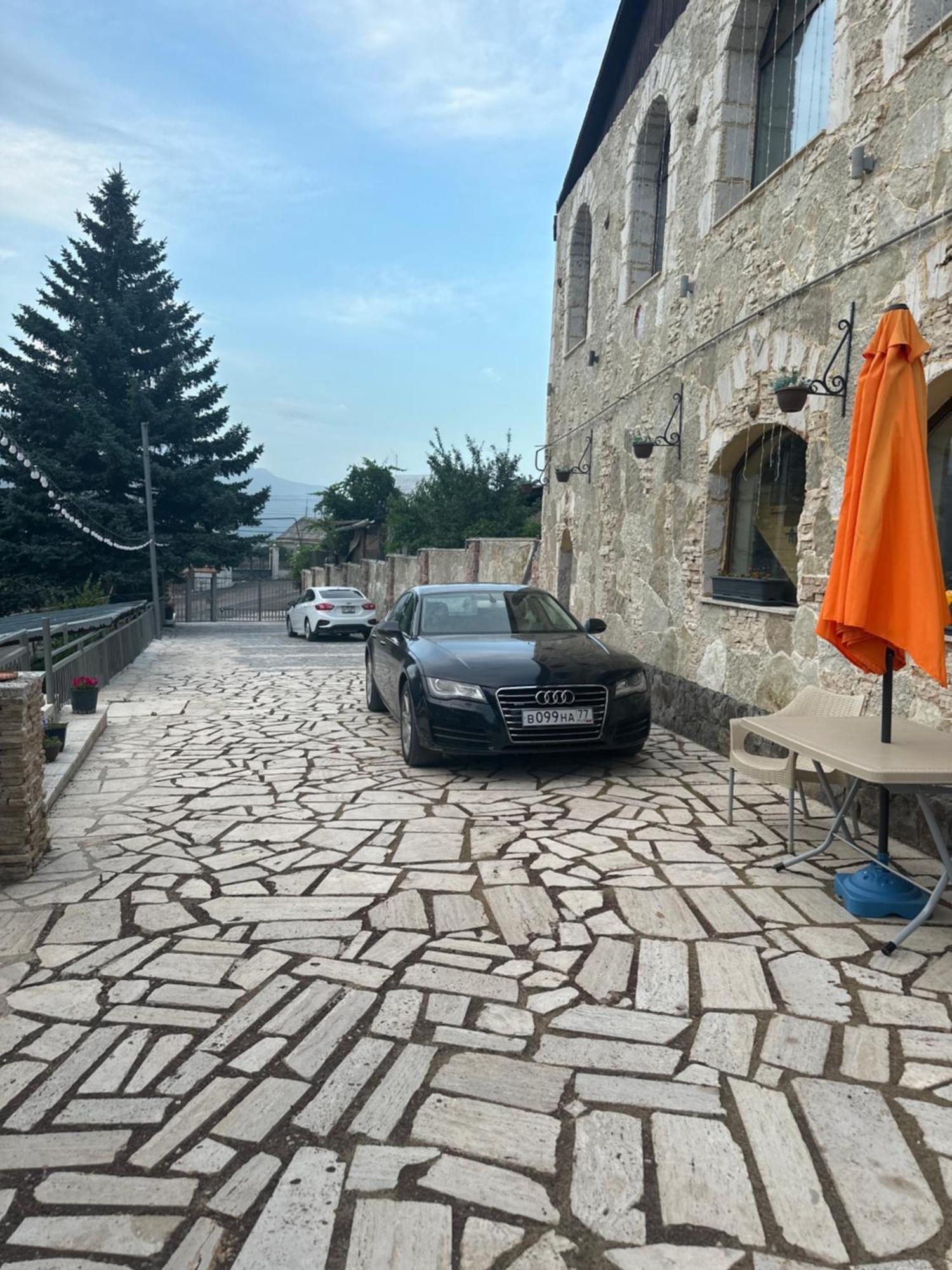 Deghceni Clubhouse Hotel Dilijan Exterior photo